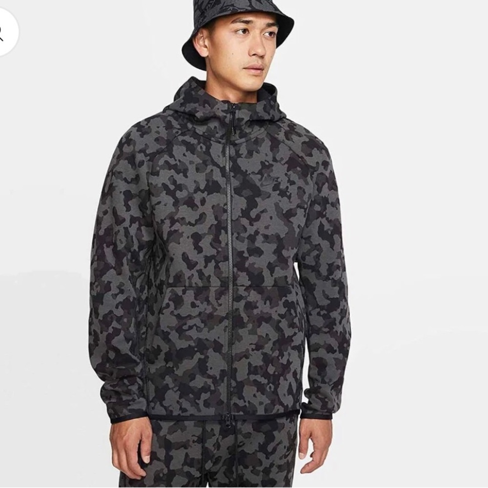 Nike Tech Fleece AOP Camo Hoodie Men's L Black Full Zip Jacket CJ5975-010